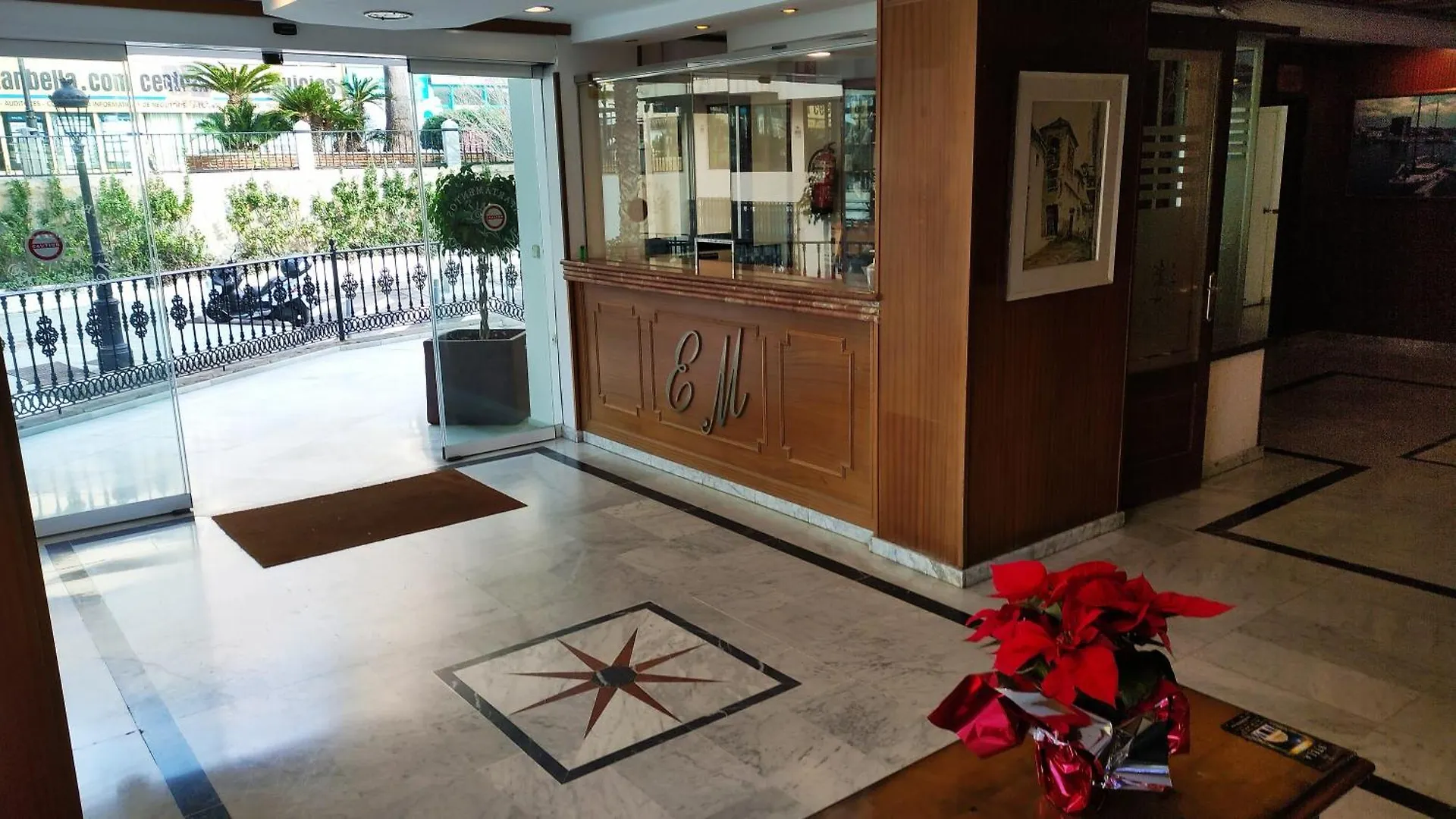 Apartment In Marbella First Line Beach Apto 5-3 0*,