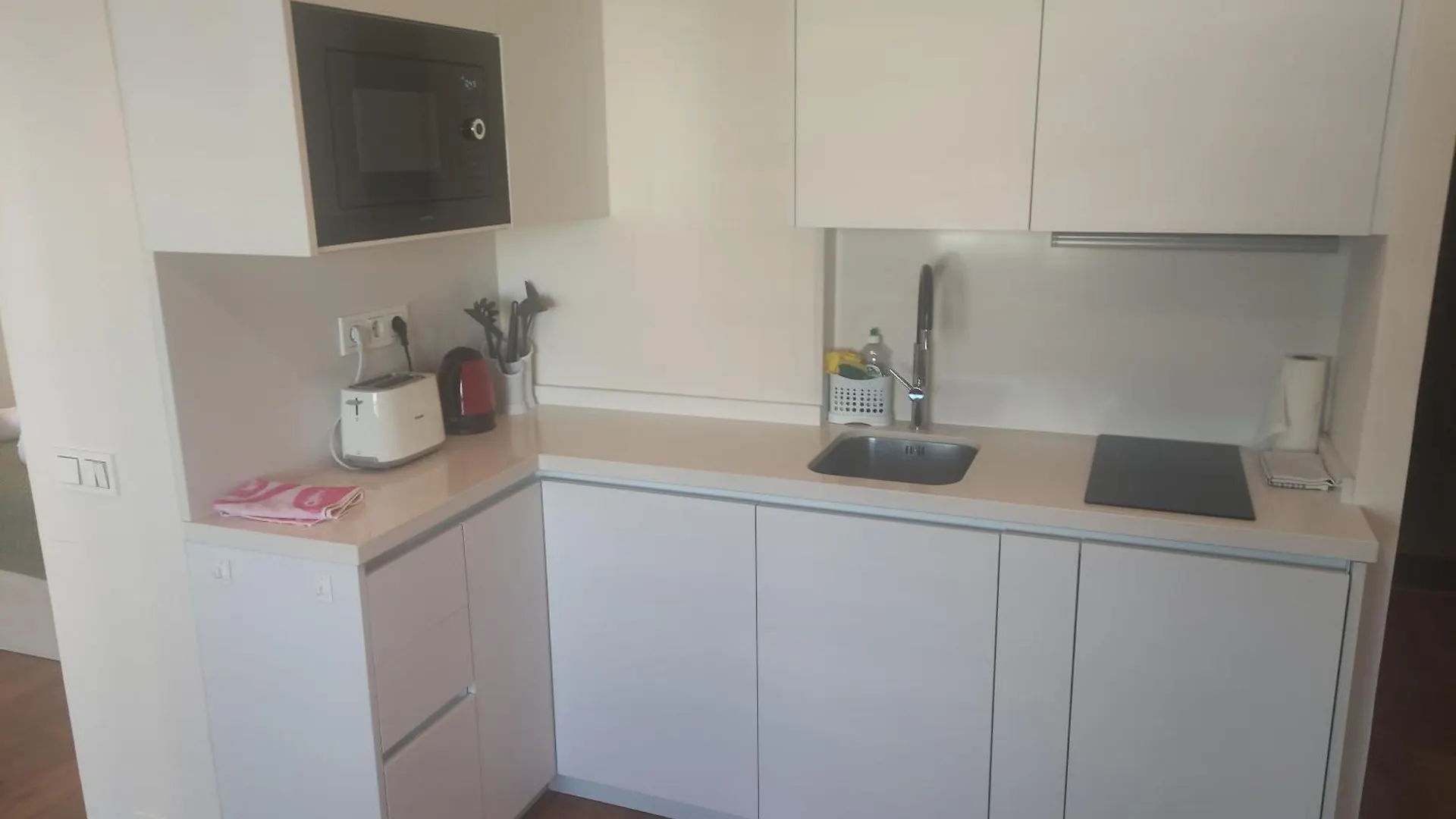 Apartment In Marbella First Line Beach Apto 5-3 0*,